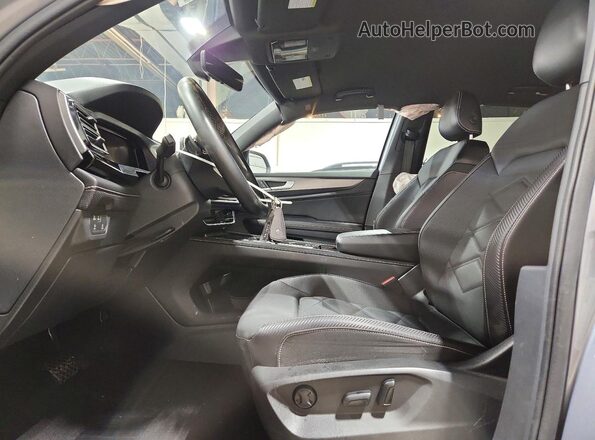 1V2HE2CA2RC232162 2024 VOLKSWAGEN ATLAS Серебряный Вид салона спереди