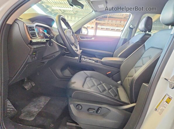 1V2HR2CA7SC505719 2025 VOLKSWAGEN ATLAS Белый Вид салона спереди