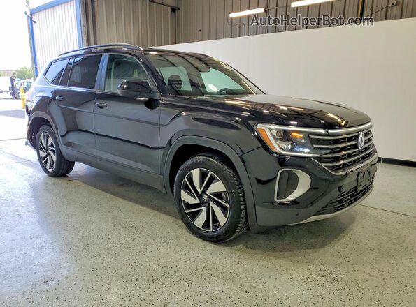 1V2HR2CA8SC572989 2025 VOLKSWAGEN ATLAS Черный Передняя правая четверть