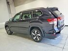 2025 Volkswagen Atlas Se Черный vin: 1V2HR2CA8SC572989
