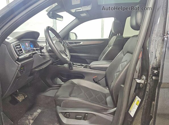 1V2JE2CA4RC200136 2024 VOLKSWAGEN ATLAS Черный Вид салона спереди