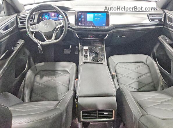 1V2JE2CA4RC200136 2024 VOLKSWAGEN ATLAS Черный Вид панели приборов