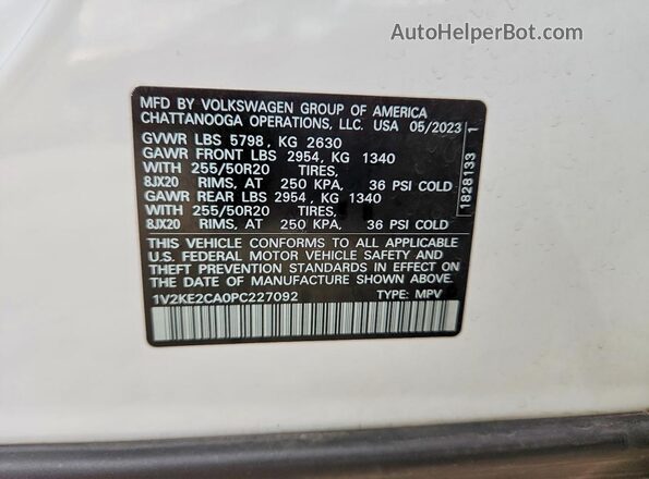 1V2KE2CA0PC227092 2023 VOLKSWAGEN ATLAS Белый Вид наклейки с VIN-кодом