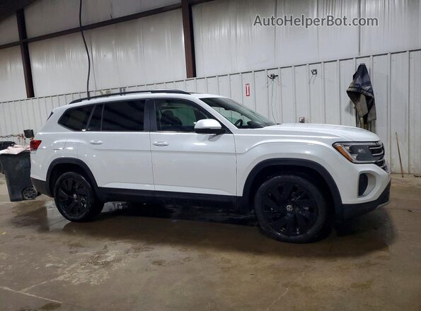 1V2KN2CA3TC532032 2026 VOLKSWAGEN ATLAS White Przód prawy
