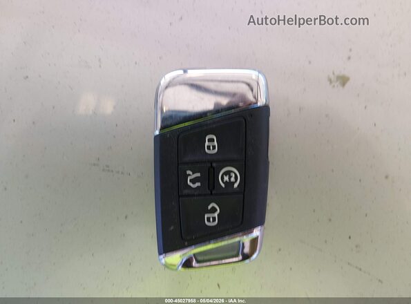 1V2KR2CA3MC506830 2021 VOLKSWAGEN ATLAS Серебряный Вид панели приборов