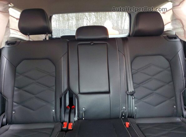 1V2LR2CA2RC604887 2024 VOLKSWAGEN ATLAS Черный Вид задних сидений