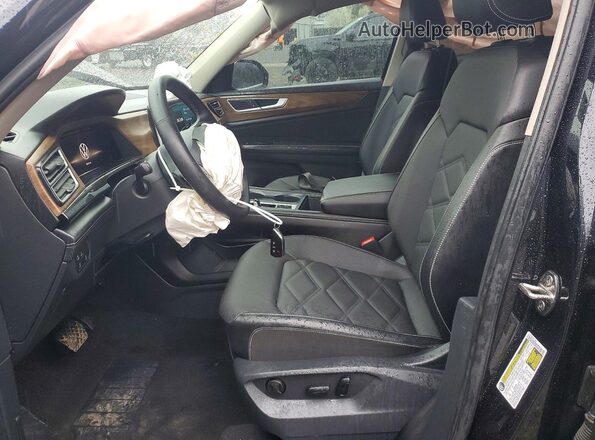 1V2LR2CA2RC604887 2024 VOLKSWAGEN ATLAS Черный Вид салона спереди