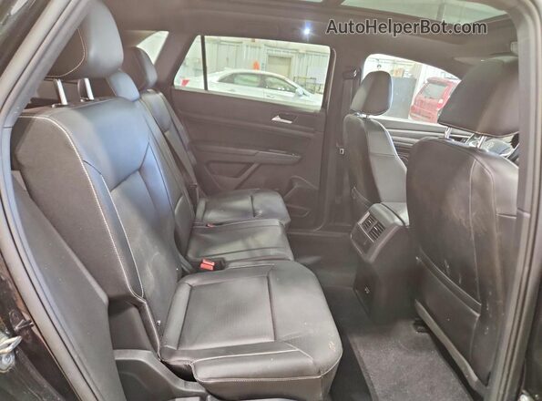 1V2MC2CA8LC205379 2020 VOLKSWAGEN ATLAS Black Rear interior view