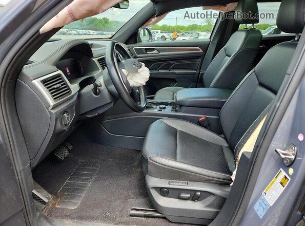1V2ME2CA0LC232862 2020 VOLKSWAGEN ATLAS Серый Вид салона спереди