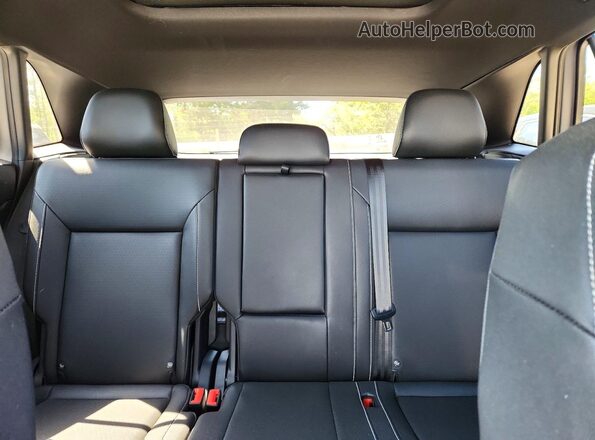 1V2ME2CA5LC232873 2020 VOLKSWAGEN ATLAS Silver Widok tylnych siedzeń