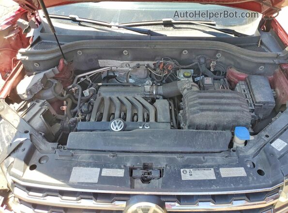 1V2MR2CA3JC545017 2018 VOLKSWAGEN ATLAS Maroon Widok komory silnika