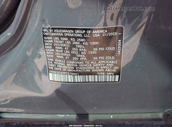 1V2SC2CAXPC215831 2023 VOLKSWAGEN ATLAS Light Blue Widok komory silnika