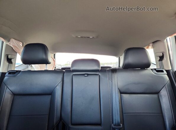 1V2WR2CA0PC547048 2023 VOLKSWAGEN ATLAS White Հետևի նստատեղերի տեսք