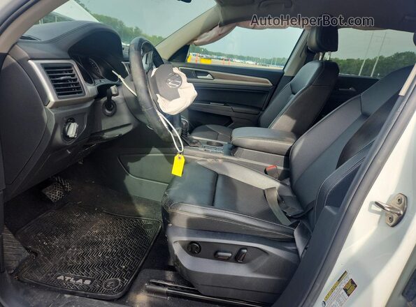 1V2WR2CA9MC520166 2021 VOLKSWAGEN ATLAS Белый Вид салона спереди