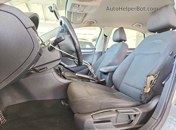 1VWAS7A30GC042853 2016 VOLKSWAGEN PASSAT Серебряный Вид салона спереди