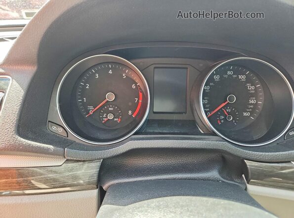1VWBA7A35JC030101 2018 VOLKSWAGEN PASSAT Белый Вид щитка приборов