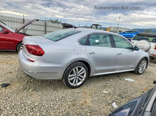 1VWBA7A3XJC030370 2018 VOLKSWAGEN PASSAT Серебряный Задняя правая четверть