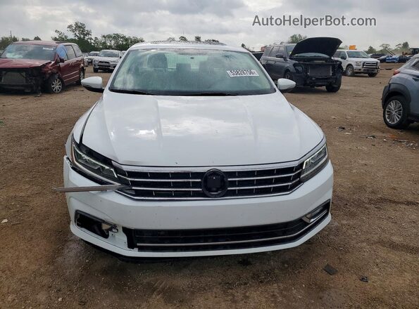 1VWBS7A38GC038585 2016 VOLKSWAGEN PASSAT Белый Вид спереди