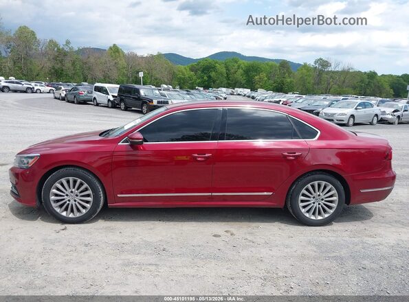 1VWBT7A36HC044982 2017 VOLKSWAGEN PASSAT Red 