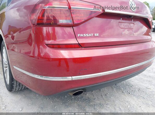 1VWBT7A36HC044982 2017 VOLKSWAGEN PASSAT Red 