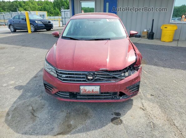 1VWDT7A34HC052006 2017 VOLKSWAGEN PASSAT Бордовый Вид спереди
