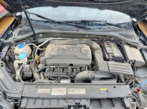 1VWDT7A34HC084566 2017 VOLKSWAGEN PASSAT Черный Вид задней части салона