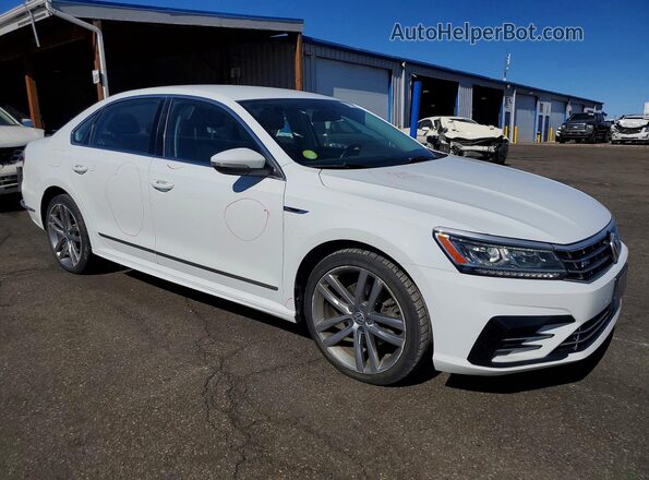 1VWDT7A36HC043520 2017 VOLKSWAGEN PASSAT Белый Передняя правая четверть