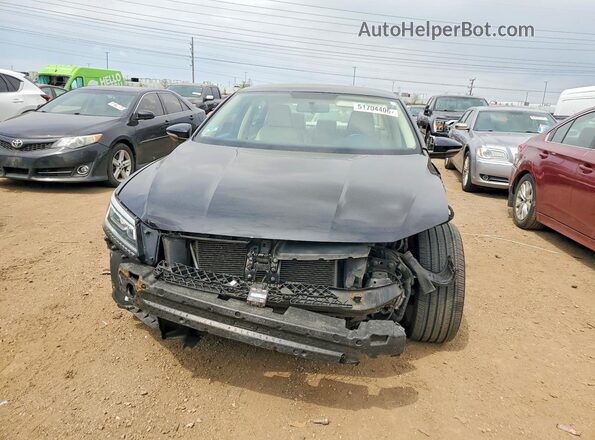 1VWDT7A37HC062934 2017 VOLKSWAGEN PASSAT Черный Вид спереди