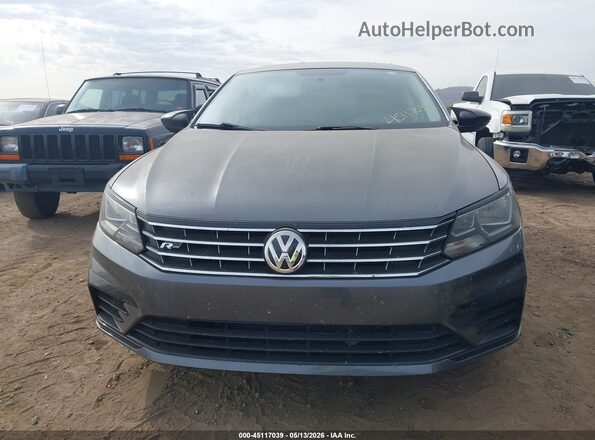1VWDT7A3XHC076844 2017 VOLKSWAGEN PASSAT Серый Вид щитка приборов