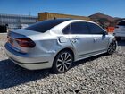 2018 Volkswagen Passat Gt Серебряный vin: 1VWJM7A39JC050578