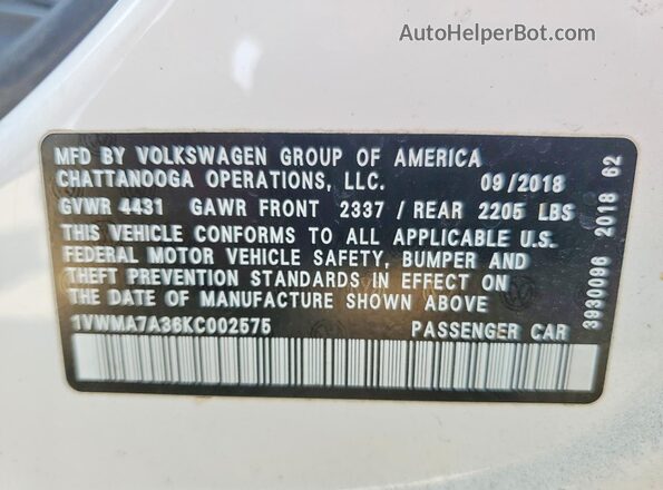 1VWMA7A36KC002575 2019 VOLKSWAGEN PASSAT Белый Вид подкапотного пространства