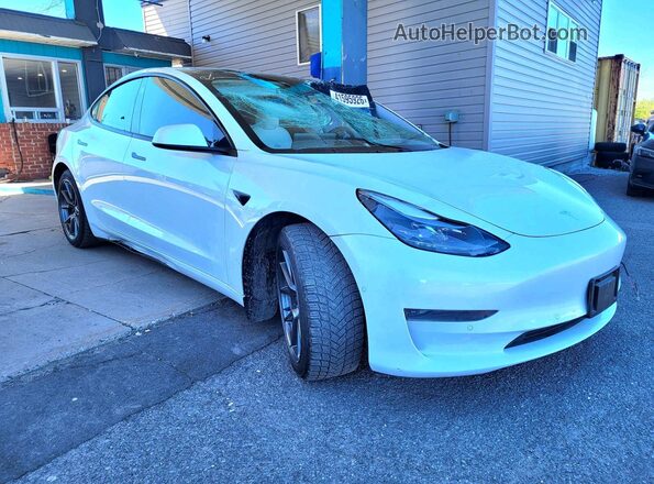 5YJ3E1EA3MF031983 2021 TESLA MODEL Белый Передняя левая четверть