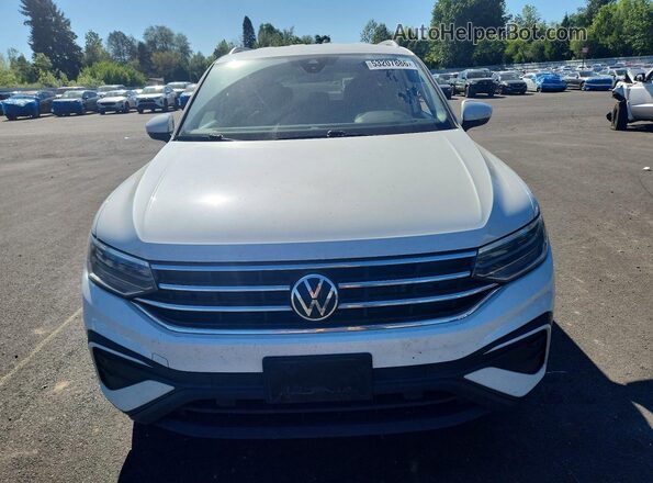 3VV2B7AX2PM061575 2023 VOLKSWAGEN TIGUAN White Հետևի տեսք