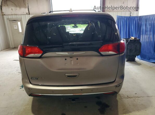 2C4RC1BG4HR733698 2017 CHRYSLER PACIFICA Коричневый Вид салона спереди
