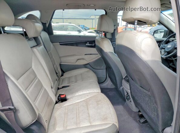 5XYPKDA54HG338145 2017 KIA SORENTO Черный Вид задней части салона