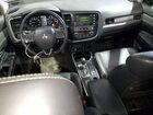 2019 Mitsubishi Outlander Se Белый vin: JA4AZ3A3XKZ018552