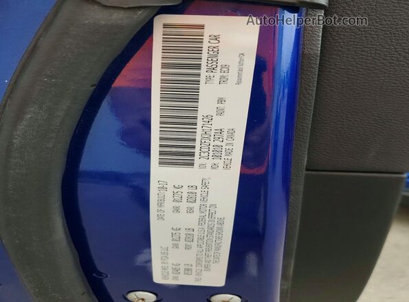 2C3CDZFJXJH171426 2018 DODGE CHALLENGER Blue Widok naklejki z numerem VIN