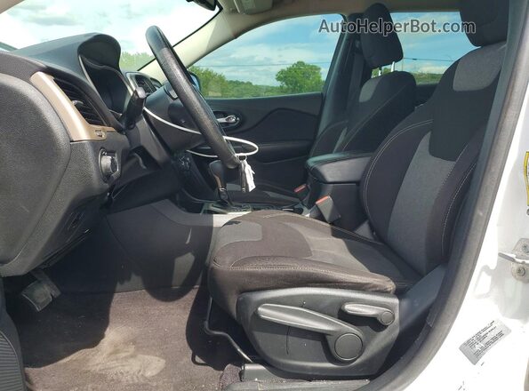 1C4PJLAB0HW559148 2017 JEEP CHEROKEE White წინა პანელის ხედი
