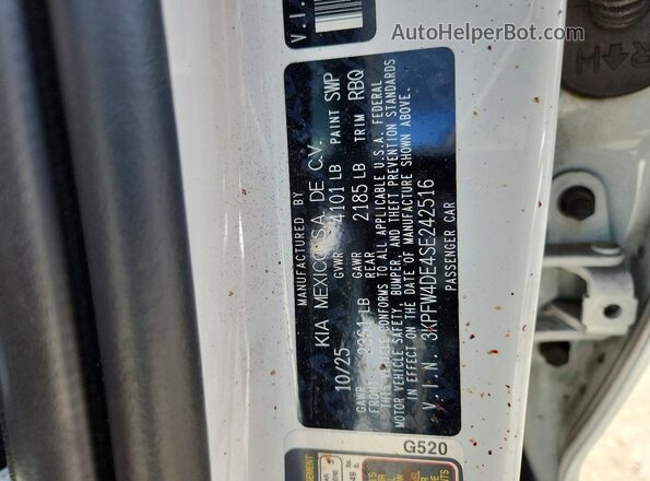 3KPFW4DE4SE242516 2025 KIA K4 Белый Вид подкапотного пространства