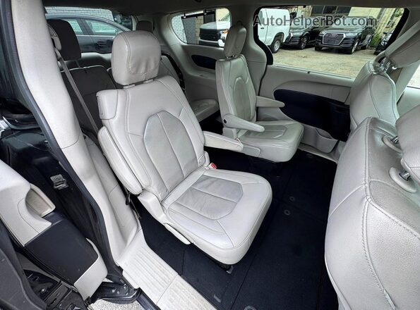 2C4RC1BG4MR538937 2021 CHRYSLER PACIFICA Черный Вид сзади