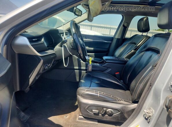 1C4RJKBG6M8142211 2021 JEEP GRAND Silver Vista del salpicadero