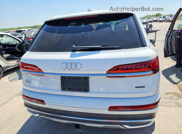 WA1AXAF72MD016963 2021 AUDI Q7 White Vista interior delantera