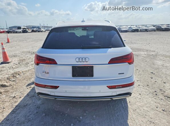 WA1BAAFY1M2003339 2021 AUDI Q5 Белый Вид салона спереди