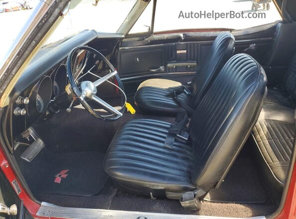 223677U142870 1967 PONTIAC FIREBIRD Красный Вид салона спереди