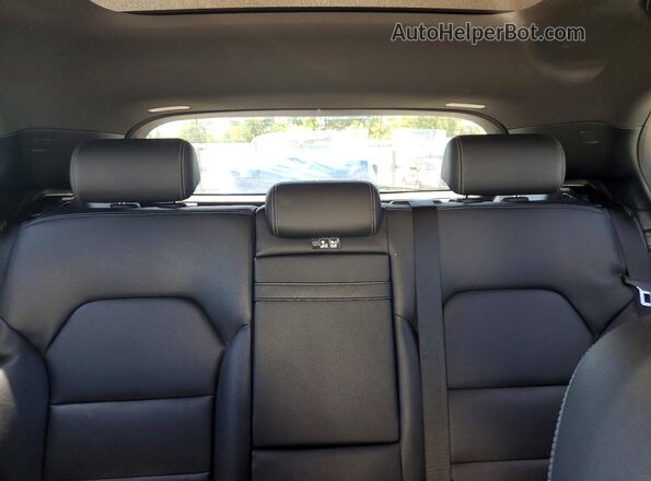 WDCTG4GB1HJ284987 2017 MERCEDES-BENZ GLA Beige Vista interior trasera
