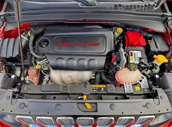 ZACNJAAB2LPL15502 2020 JEEP RENEGADE Red 