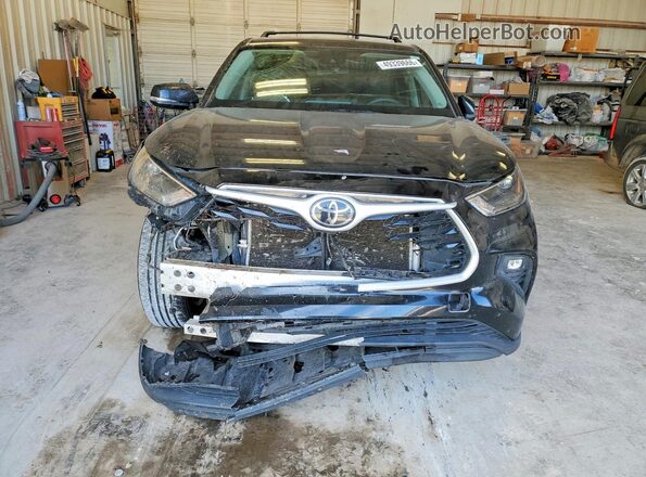 5TDBZRBH1NS587805 2022 TOYOTA HIGHLANDER Черный Вид спереди