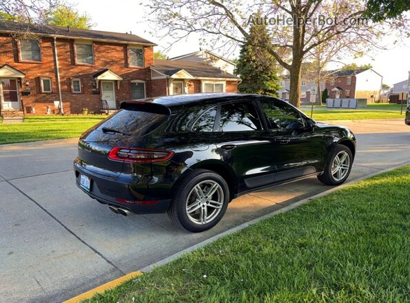 WP1AB2A50GLB55921 2016 PORSCHE MACAN Черный Вид спереди