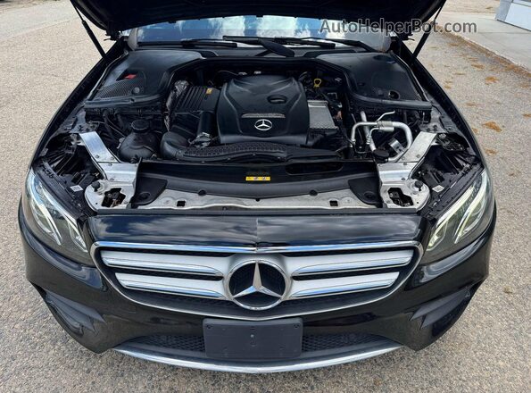WDDZF4KB8JA356550 2018 MERCEDES-BENZ E Black Vista del salpicadero