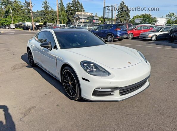 WP0AA2A71HL103883 2017 PORSCHE PANAMERA Белый Передняя левая четверть